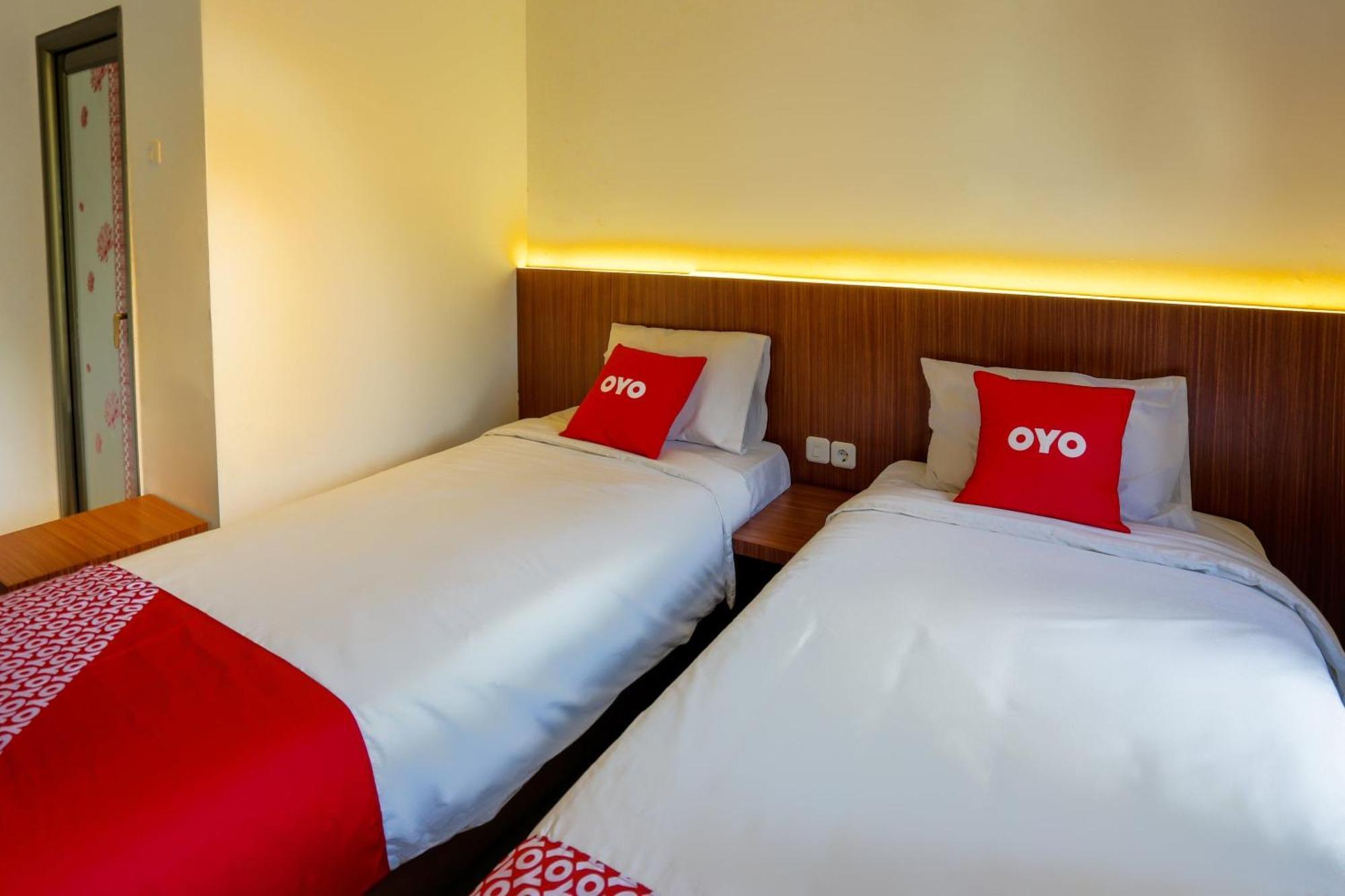 Super Oyo 3109 Point Inn Jakarta Exterior foto