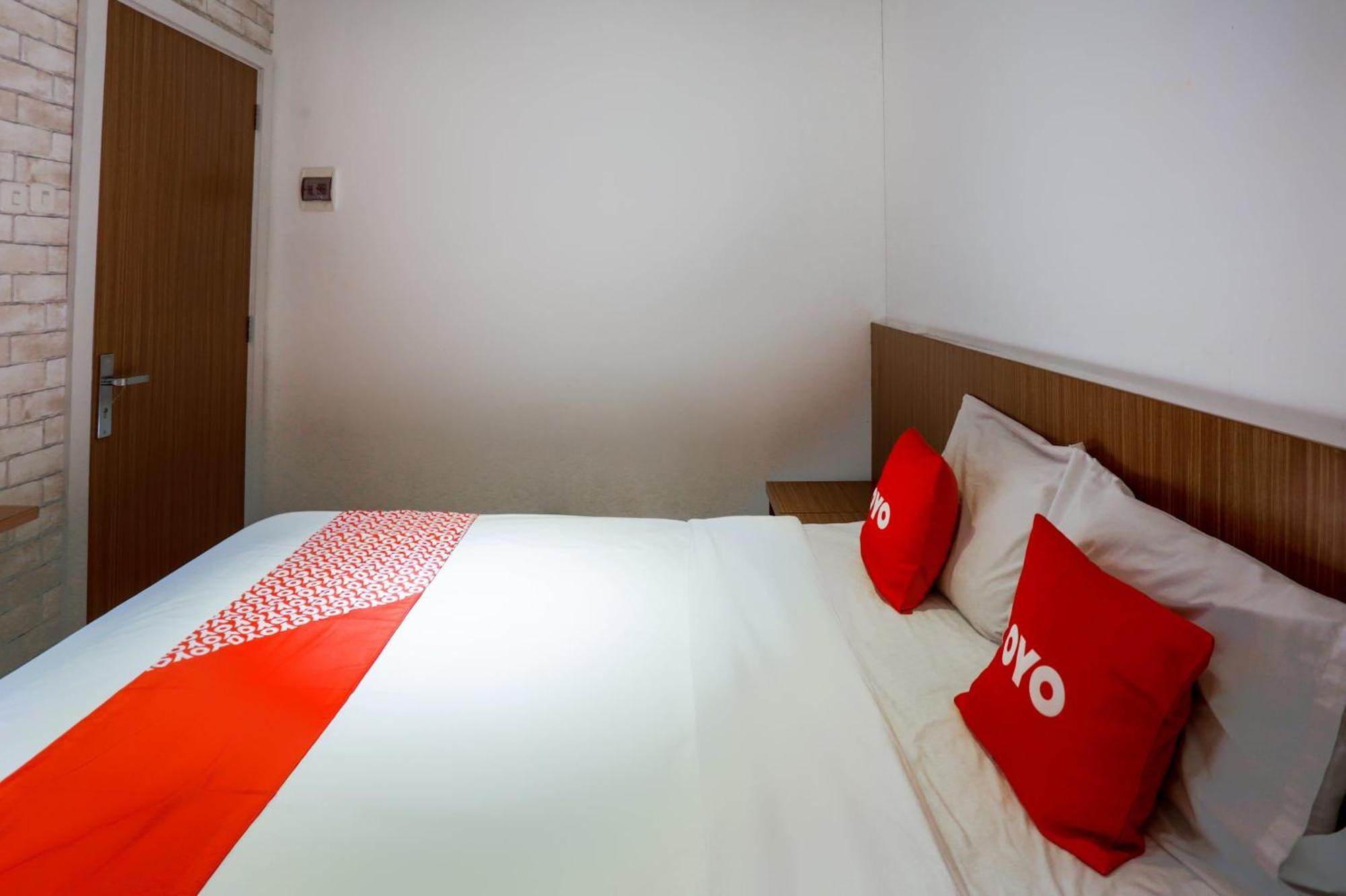 Super Oyo 3109 Point Inn Jakarta Exterior foto